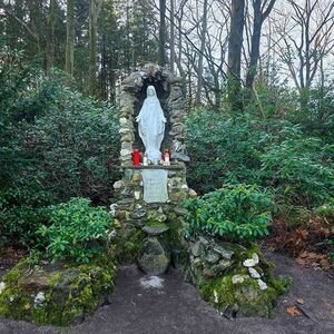 Maria grotje in Riels Hoefke 600