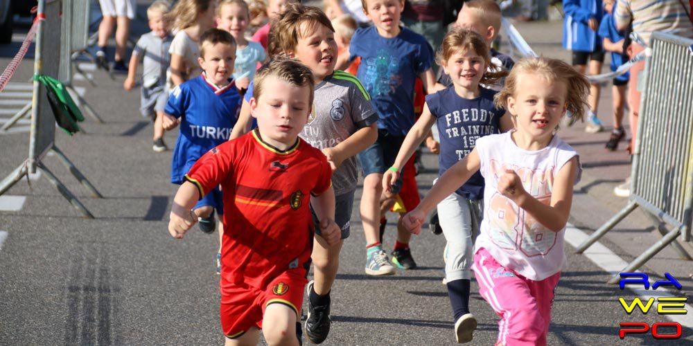 stratenloop Weeldestraat kinderen